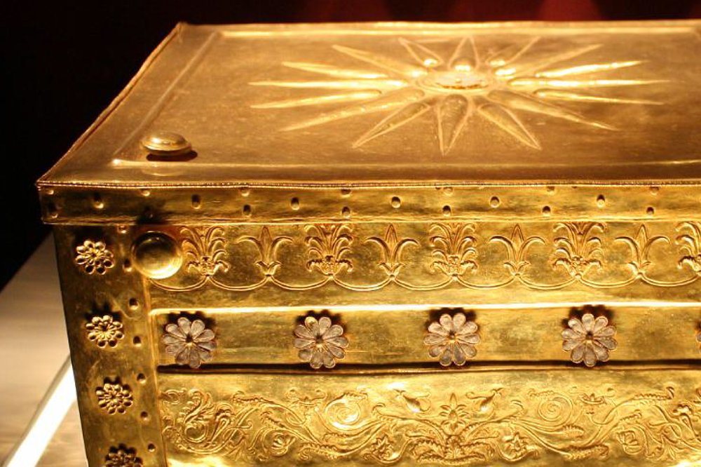 TOUR TO PELLA AND VERGINA