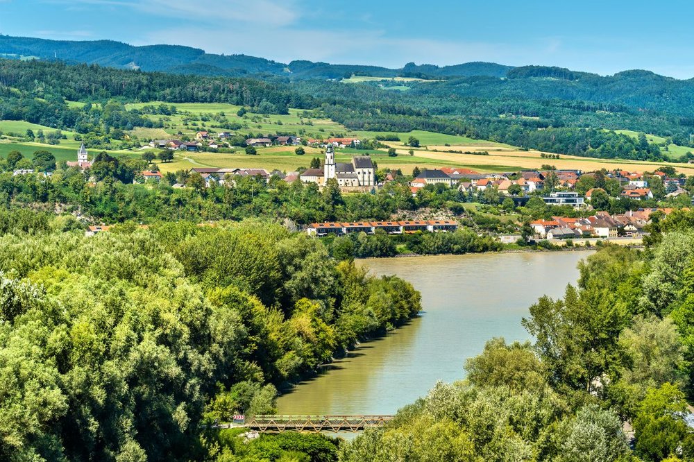 ¡ADIÓS DANUBIO!
