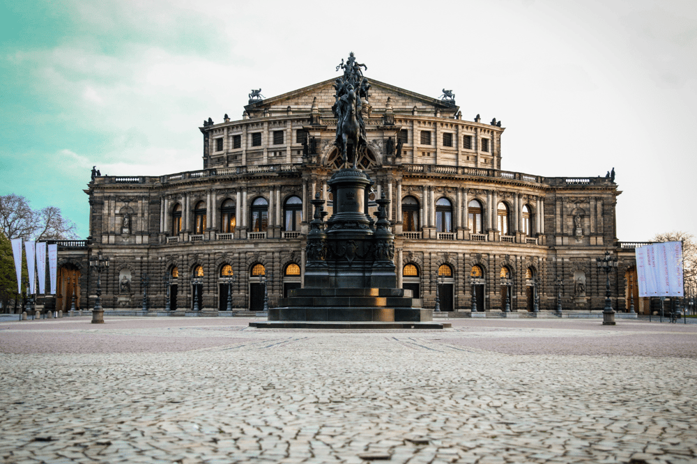 DA ALEMANHA À REPÚBLICA CHECA: DRESDEN - PRAGA