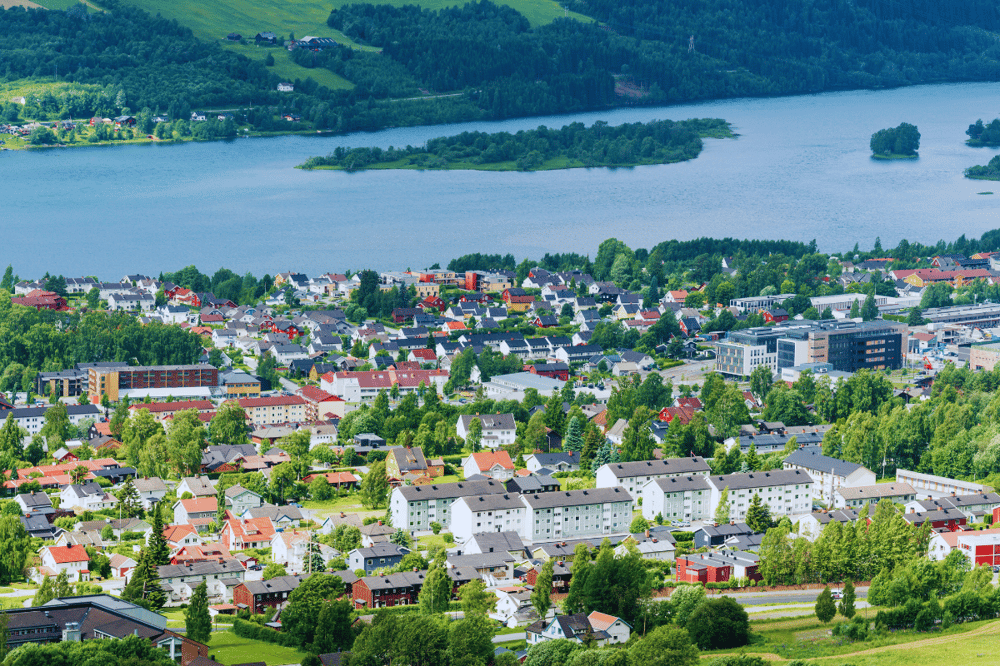 OPPLAND Y REGRESO A OSLO