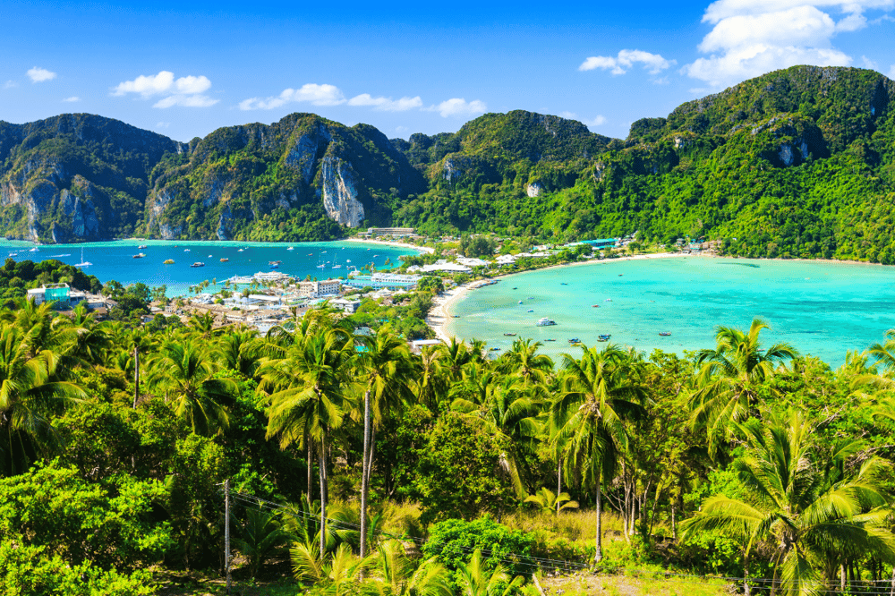 PHUKET & OPTIONAL TOUR TO PHI PHI