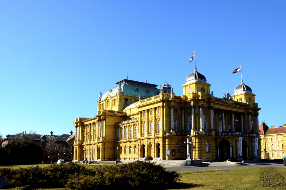 RECORRIDO A PIE POR EL CASCO ANTIGUO DE ZAGREB
