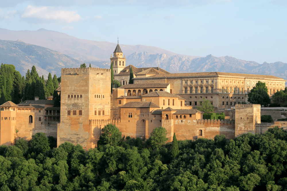 DE MADRID A GRANADA, A AVENTURA COMEÇA!