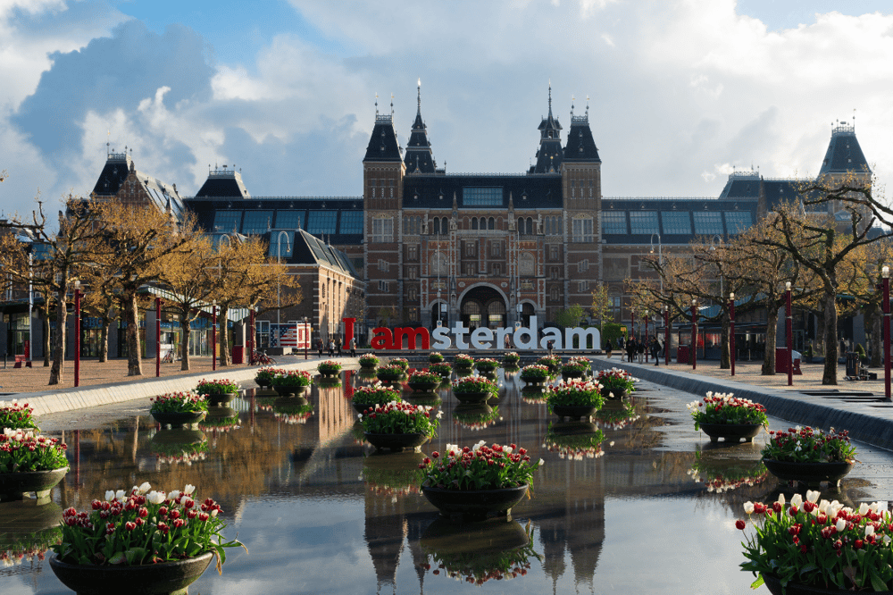 DESCUBRIENDO LA BELLA AMSTERDAM