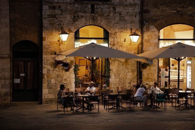 Restaurant de noche