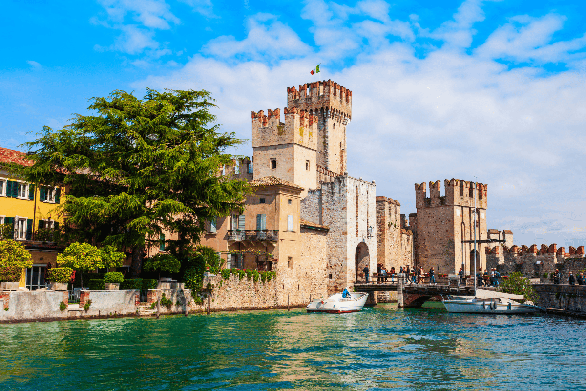 VERONA, SIRMIONE E GARDA DESDE MILÃO