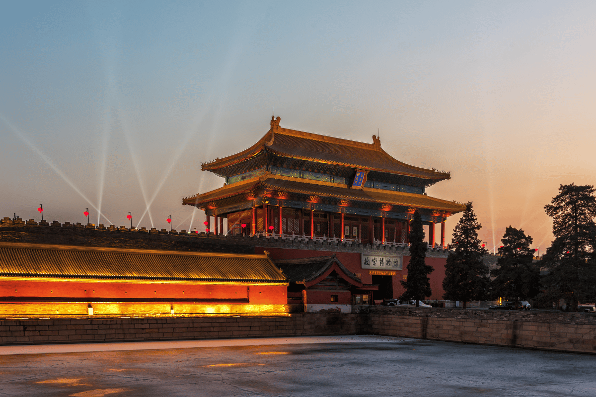 WHISPERS OF CHINA AND JAPAN